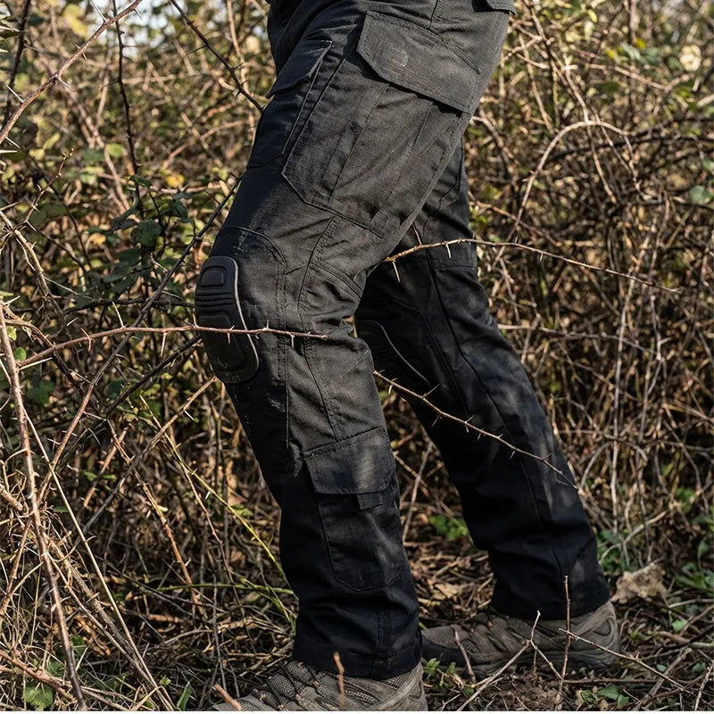 50% OFF – Rugged Men's Cargo Trousers with Built-In Knee Pads